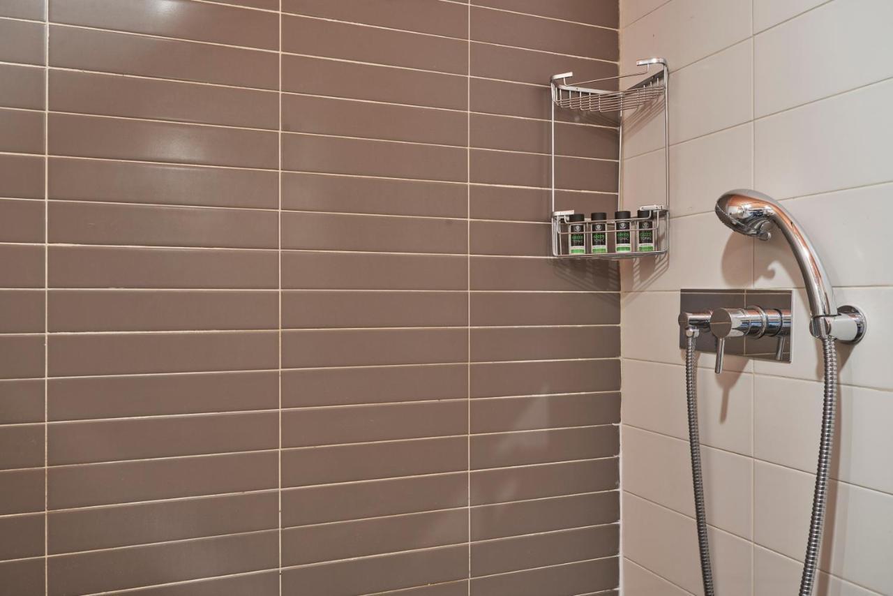 אתונה Contemporary & Comfy Apt Next To Acropolis Museum מראה חיצוני תמונה